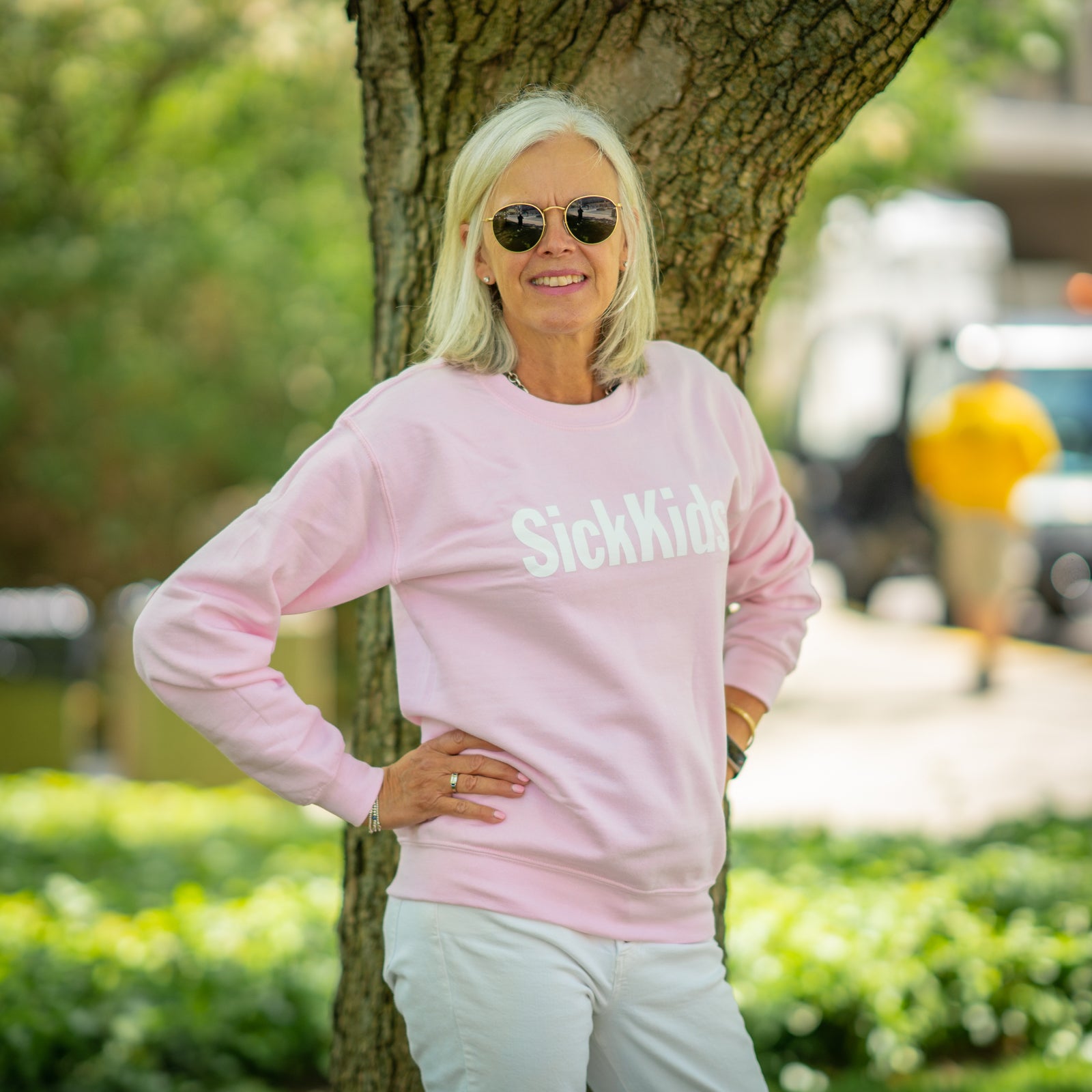 Pale pink outlet crew neck sweater