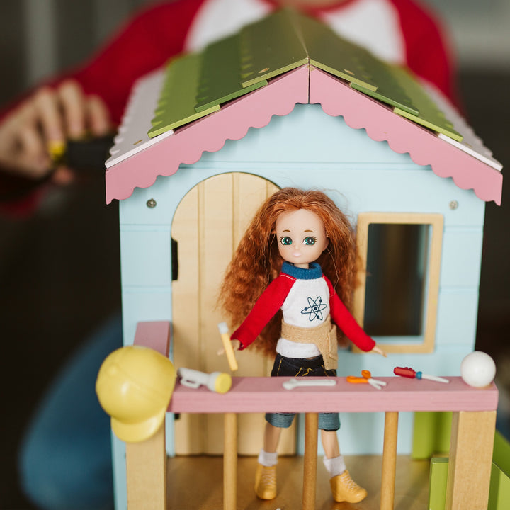 Lottie Doll - Young Inventor